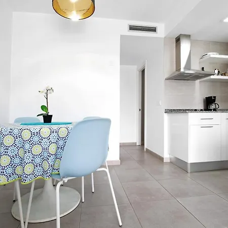 Corralejo Light Blue Apartment Wifi Апартаменты Коральео